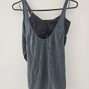 Lululemon wrap top size 4